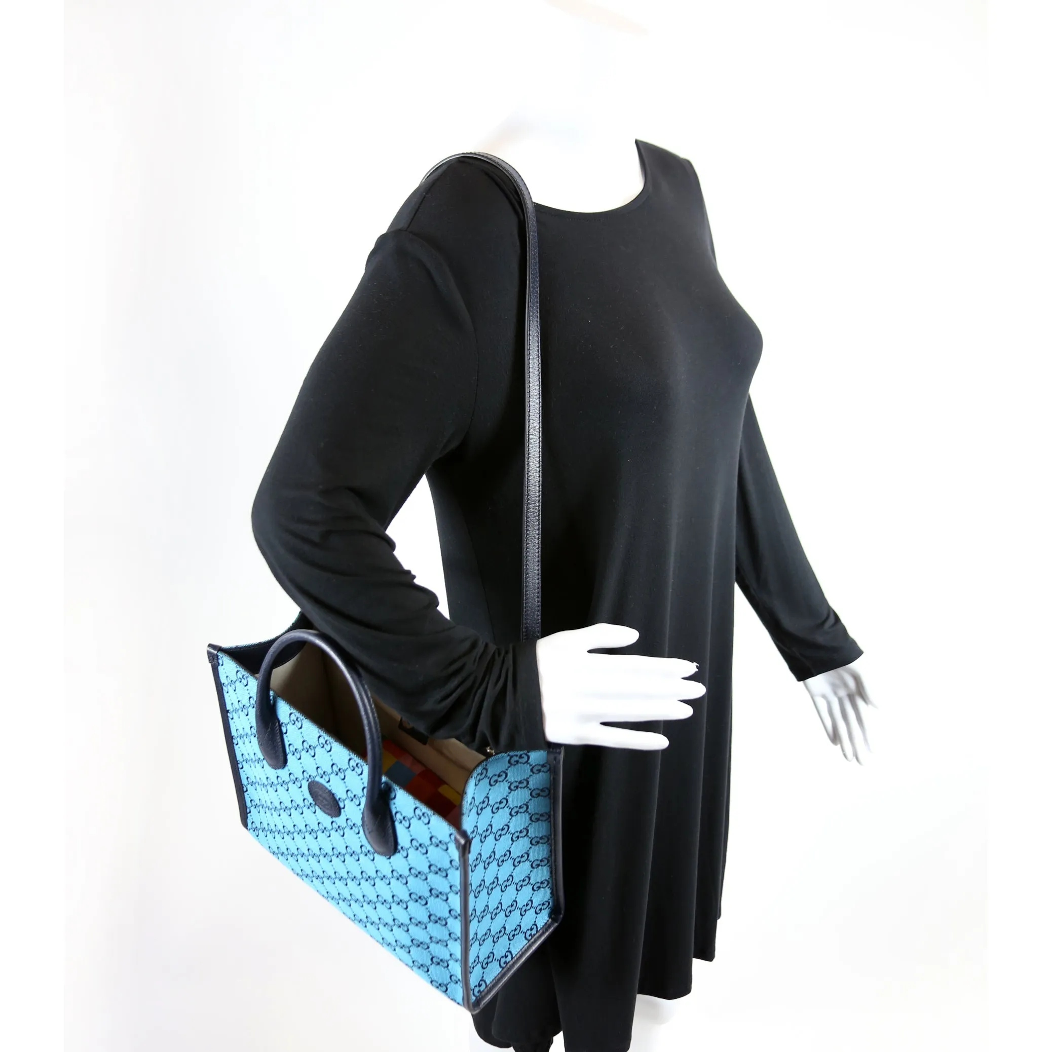 659983 GG Canvas Interlocking GG Small Tote