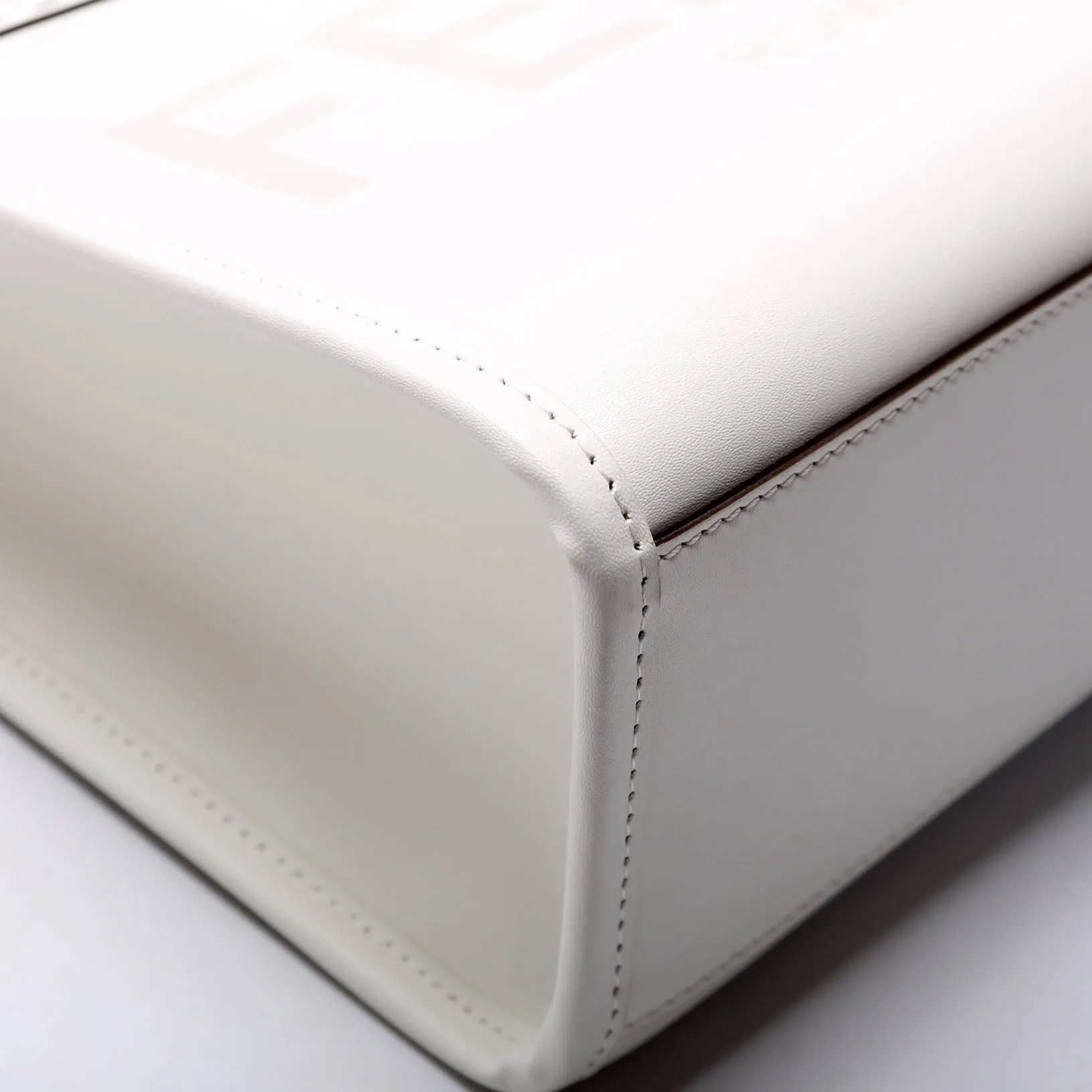 8BH394 Sunshine Shopper Small Leather White