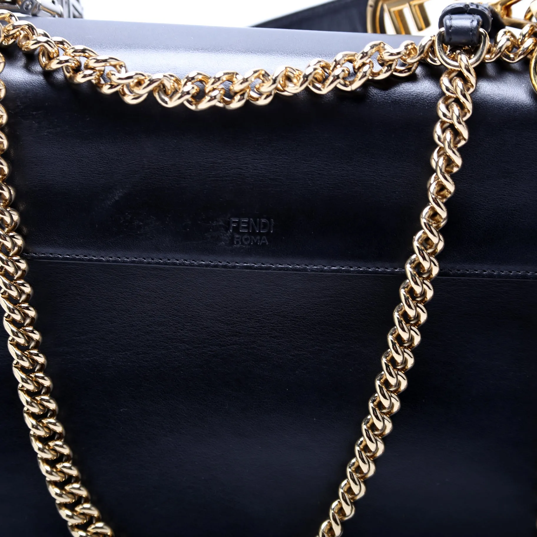 8BT284 Kan I Medium Shoulder Bag Vitello F Is Fendi Black