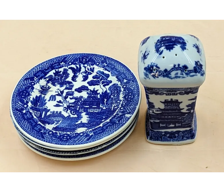 Blue Willow Dessert Set & Hair Pin Holder