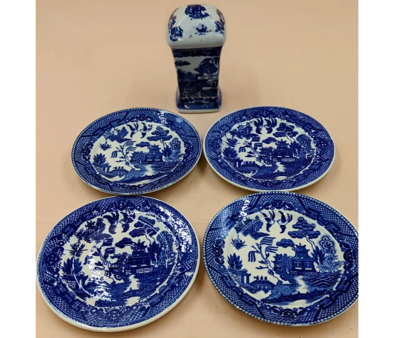 Blue Willow Dessert Set & Hair Pin Holder