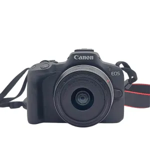Canon EOS R 50 Mirrorless RF-S f/4.5-6.3 18-45mm IS STM Kit