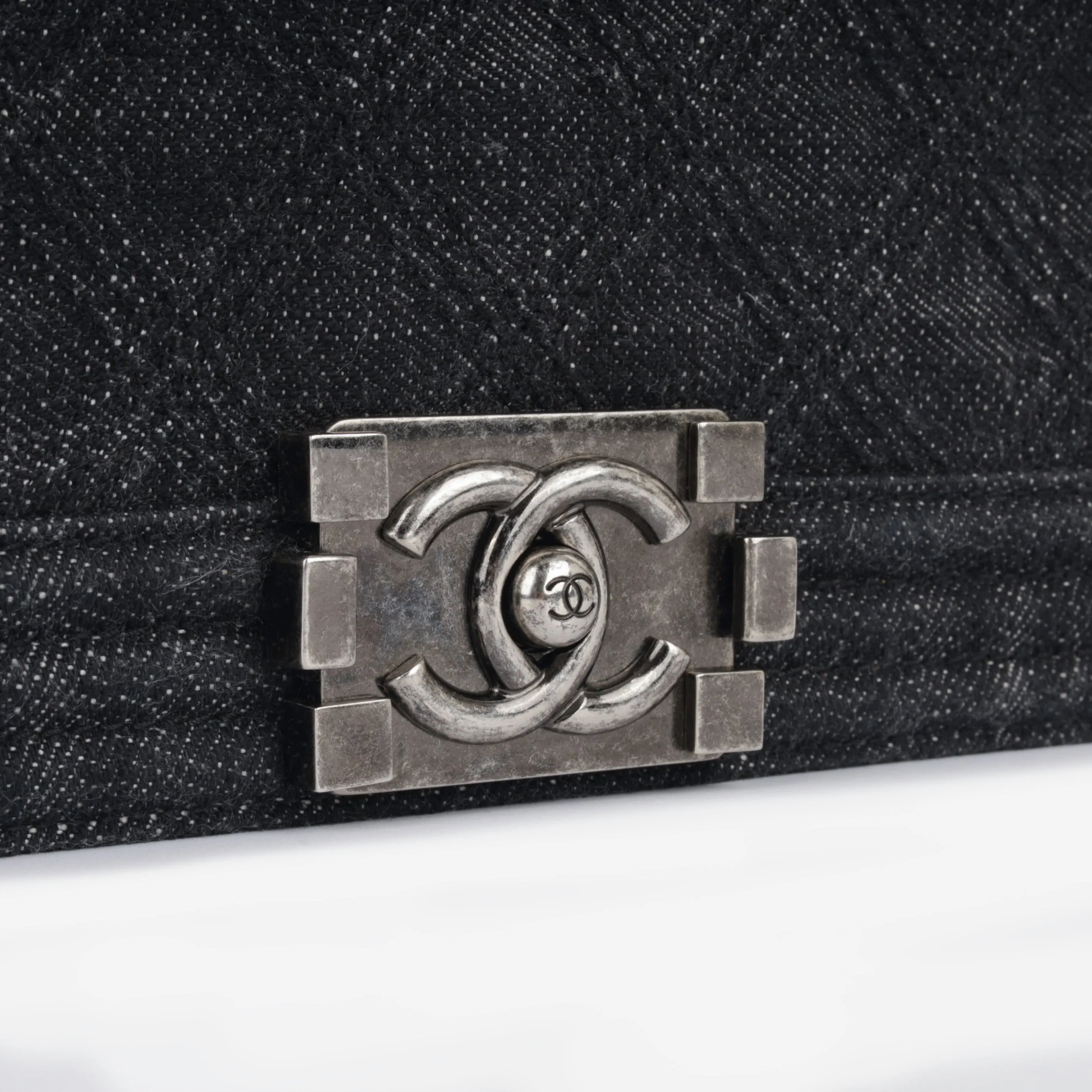 Chanel Boy Bag - Old Medium