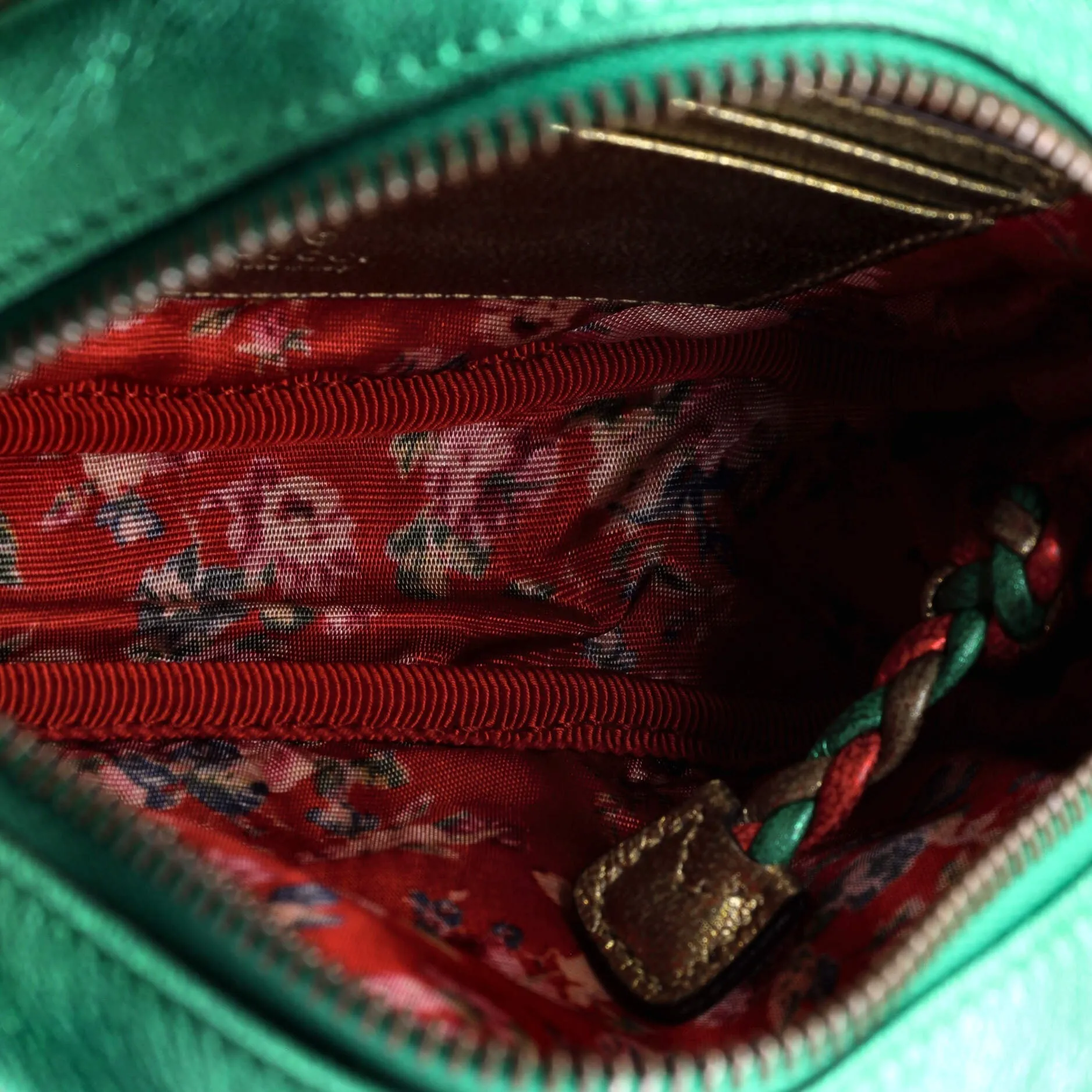 Gucci Trapuntata Camera Shoulder Bag