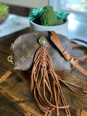 The Junco - Vintage Monogram in Brown Crossbody Bag