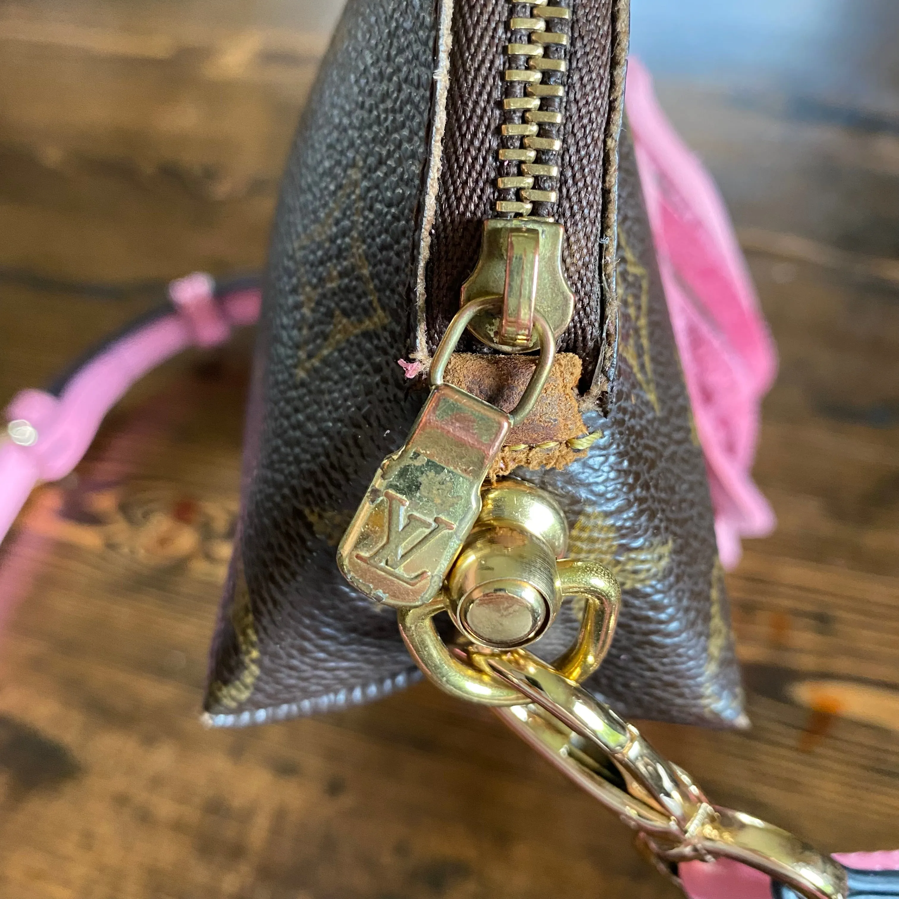 The Junco - Vintage Monogram in Pink Crossbody Bag