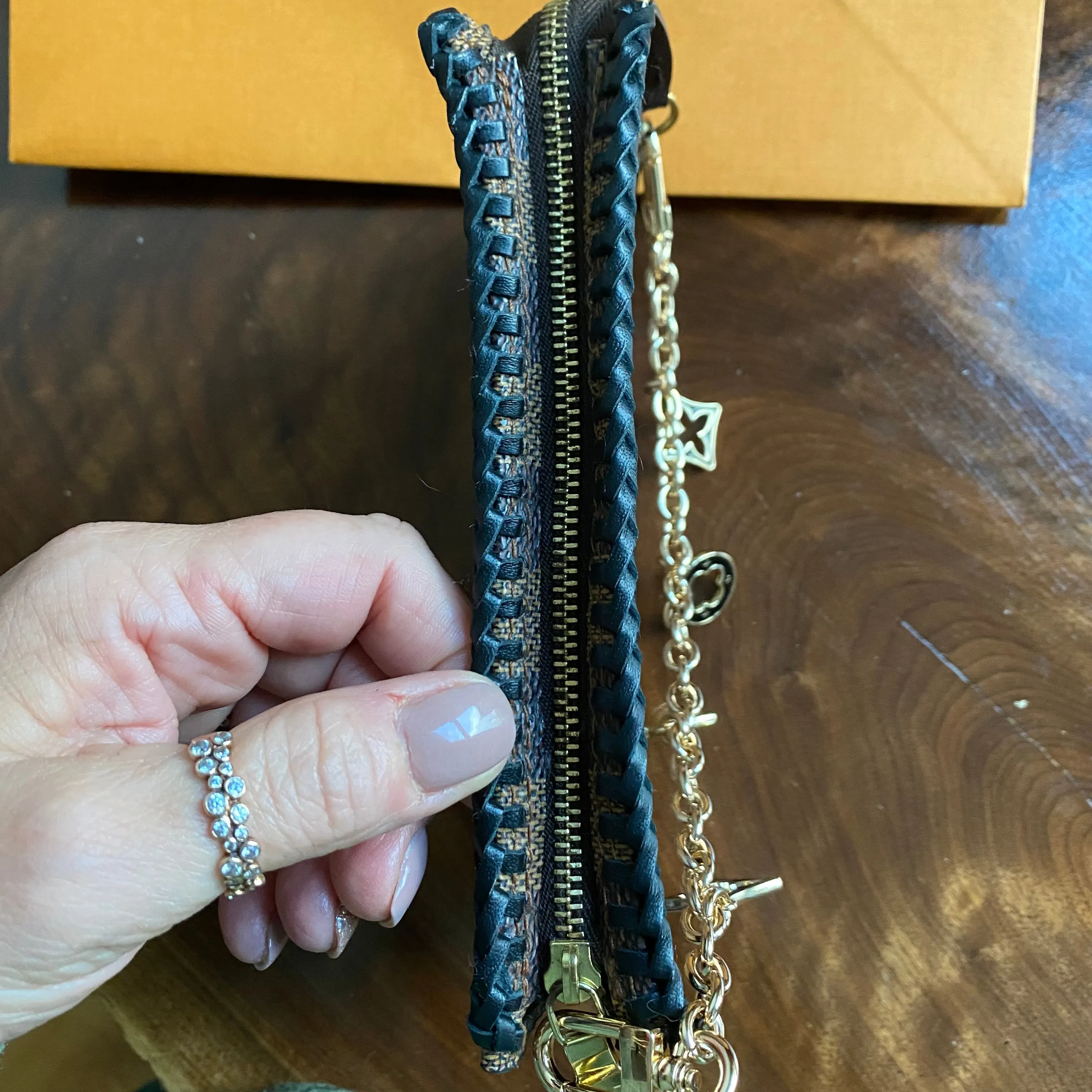 The Junco Wristlet - Vintage Damier Ebene in Black