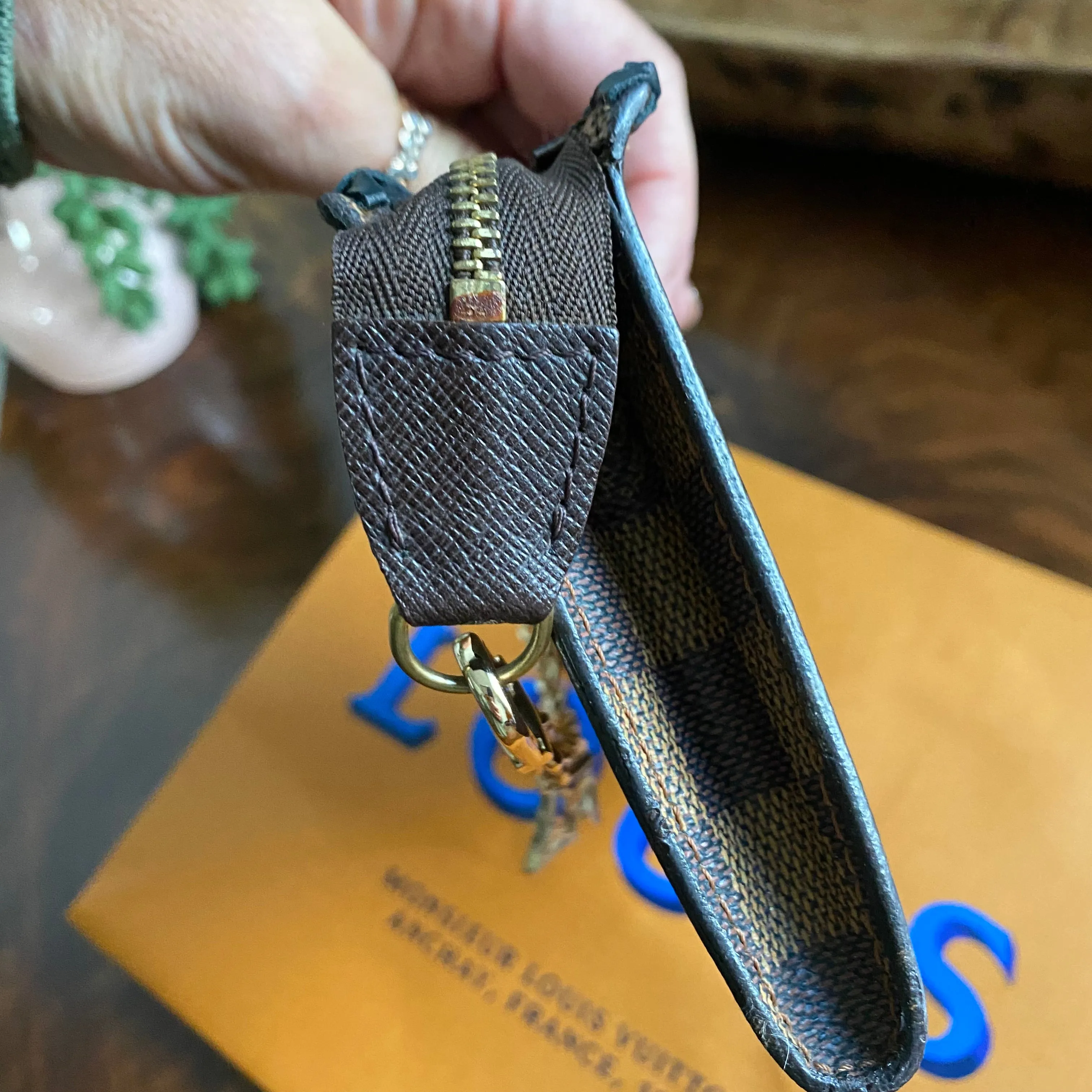 The Junco Wristlet - Vintage Damier Ebene in Black