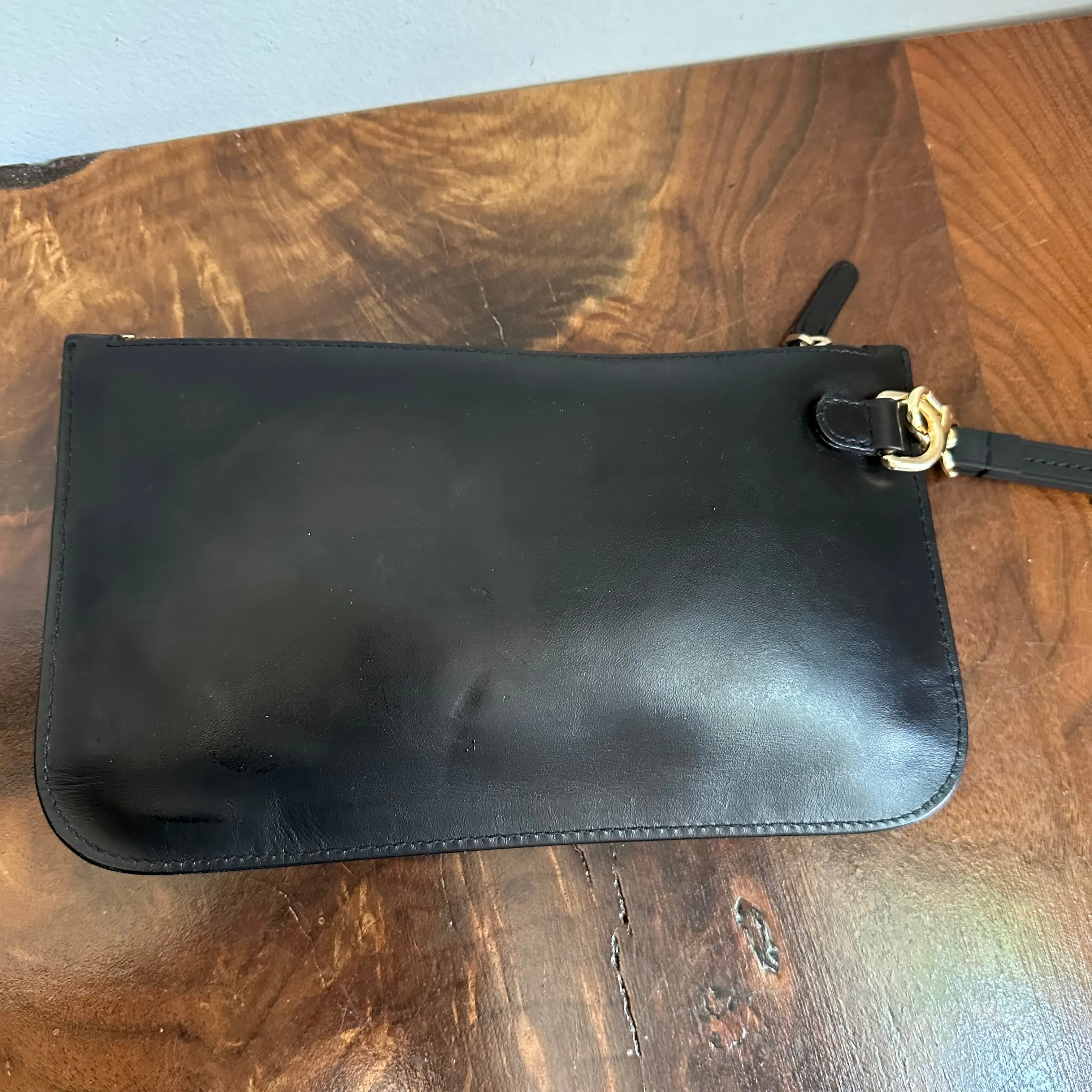 The Junco Wristlet - Vintage Leather Gucci in Black